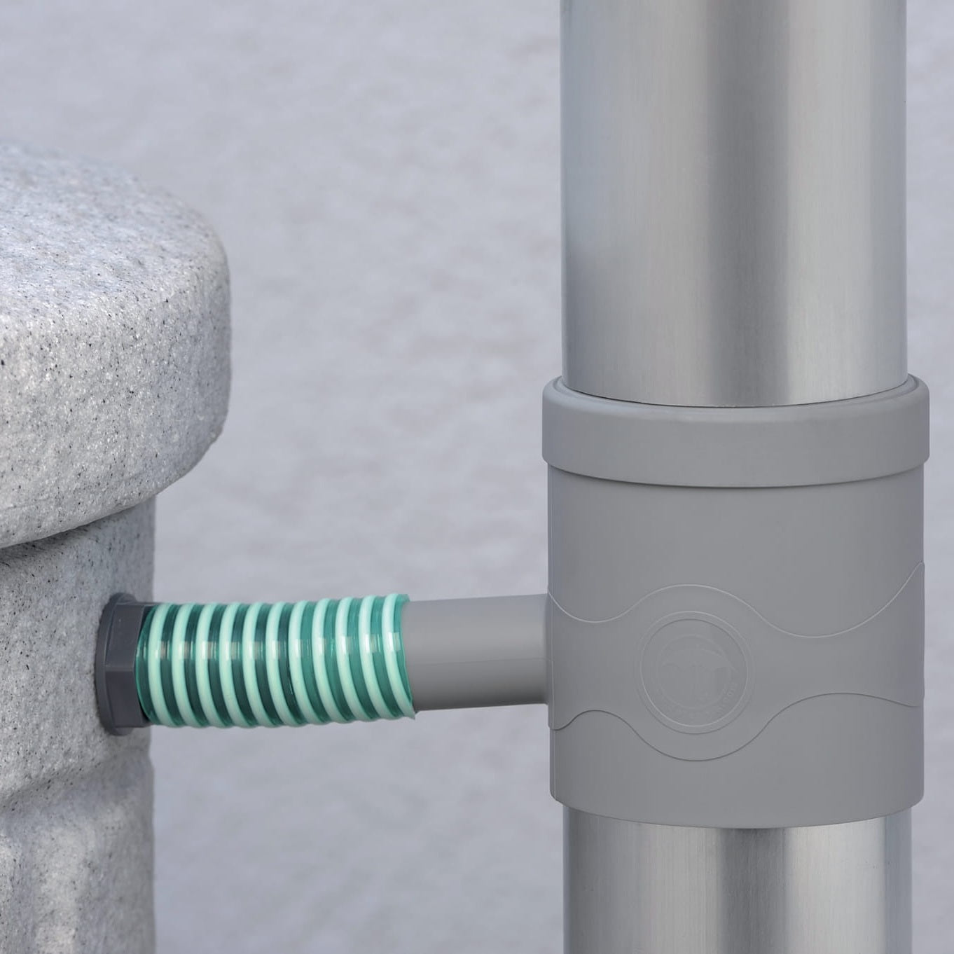 Samlaren med filter grå för rännan